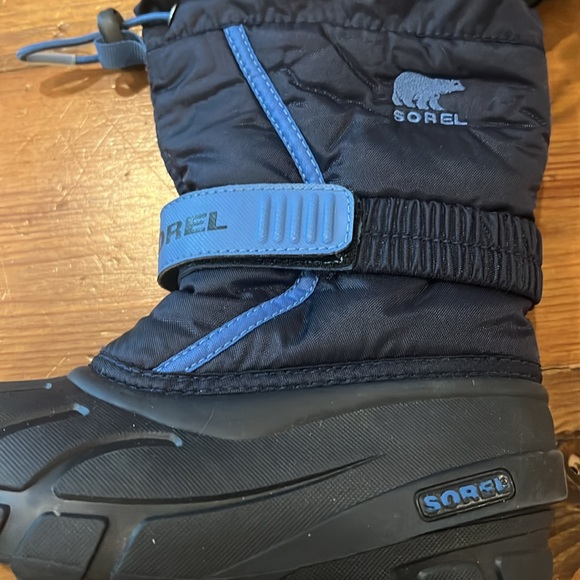 Sorel Snow Boots - Picture 5 of 5